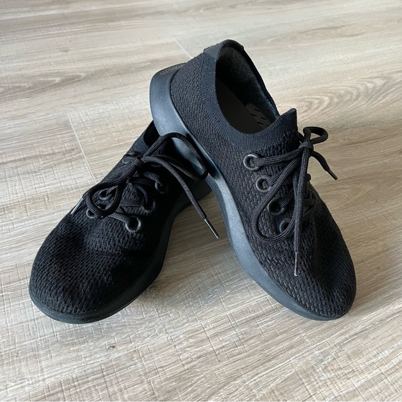 Allbirds Women’s Tree Runners - Picture 1 of 5